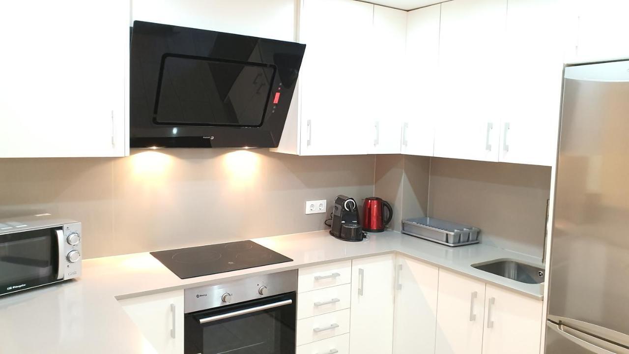 Avenida De Arteixo. Precioso Apartamento A Coruna Bagian luar foto